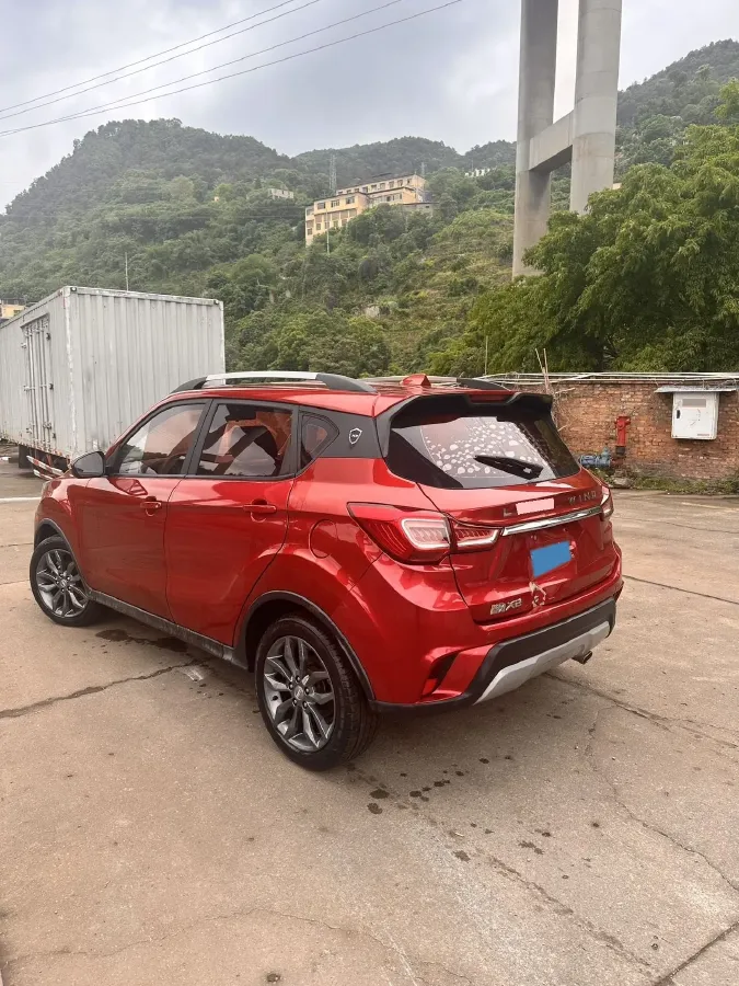 2017 Landwind X2 1.6L 125HP L4 5MT,autocango,china used car exporter,china ev exporter,chinese used car exporter,chinese used ev exporter