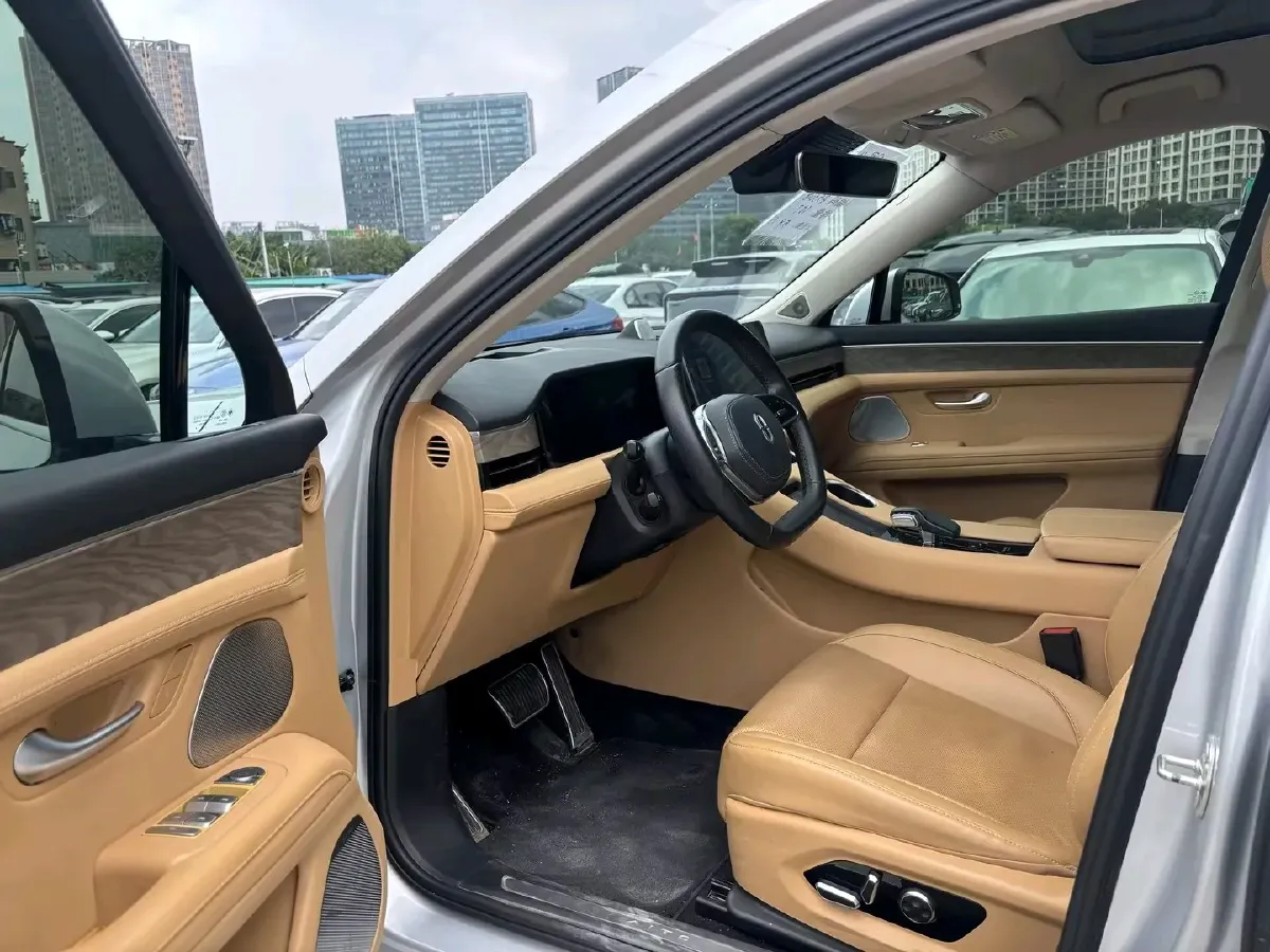 2022 Isuzu Mu-X 2.0T 220HP L4 8AT,autocango,china used car exporter,china ev exporter,chinese used car exporter,chinese used ev exporter