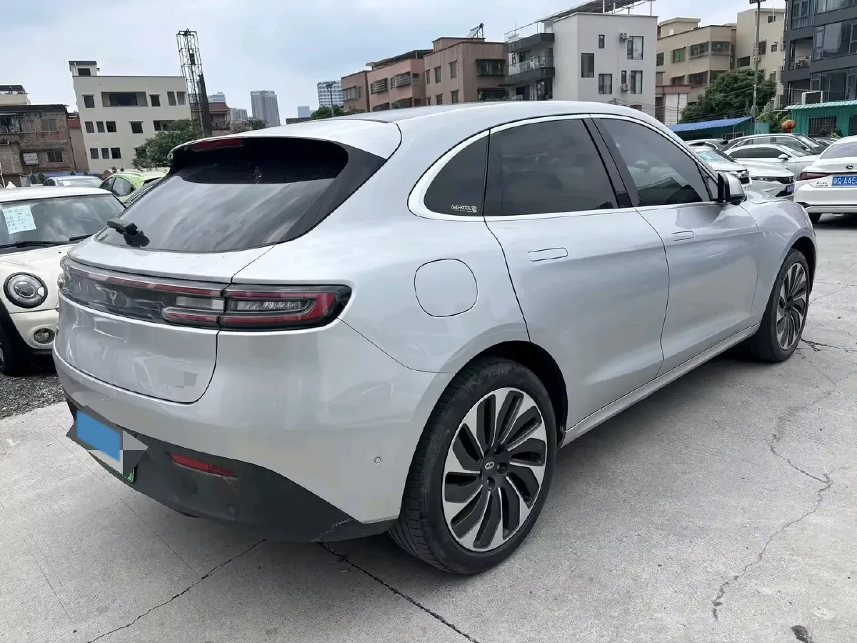 2022 Isuzu Mu-X 2.0T 220HP L4 8AT,autocango,china used car exporter,china ev exporter,chinese used car exporter,chinese used ev exporter