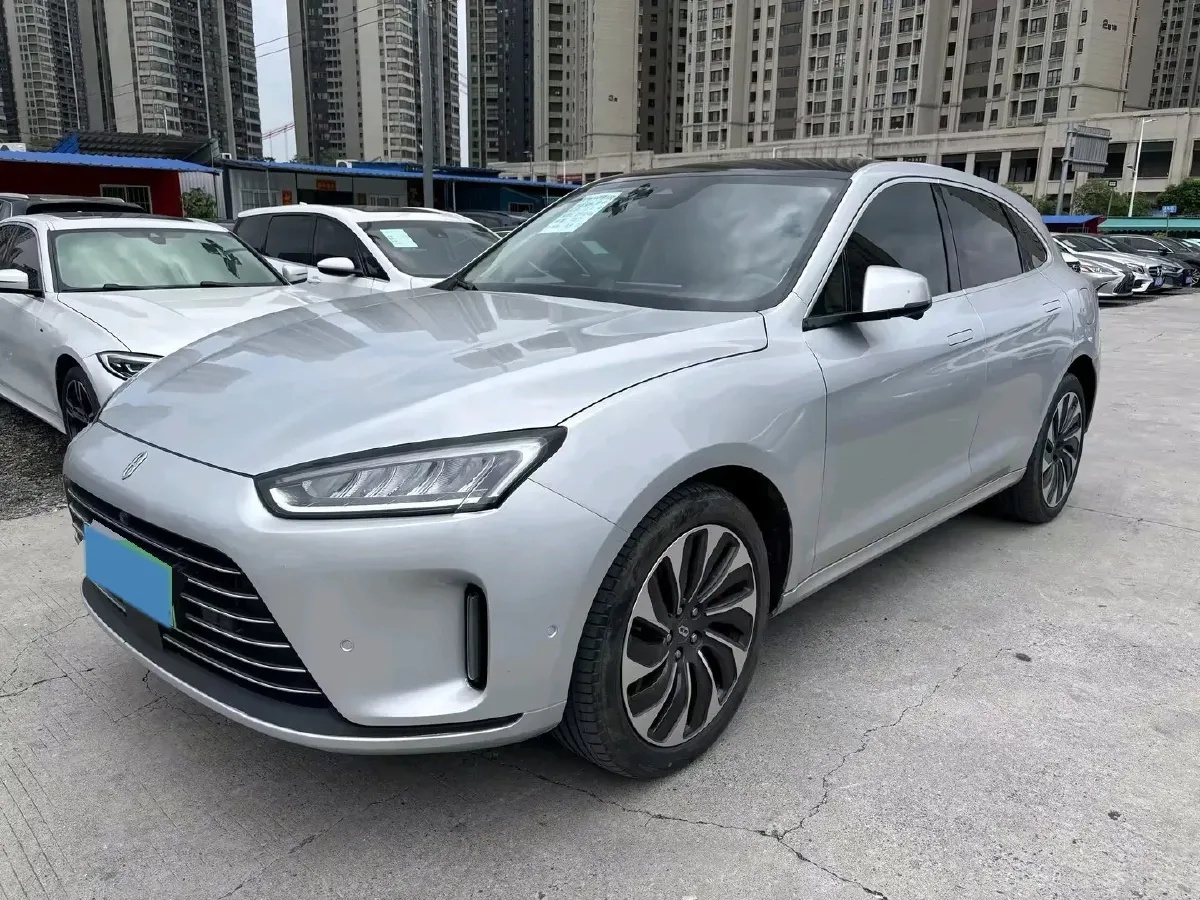 2022 Isuzu Mu-X 2.0T 220HP L4 8AT,autocango,china used car exporter,china ev exporter,chinese used car exporter,chinese used ev exporter