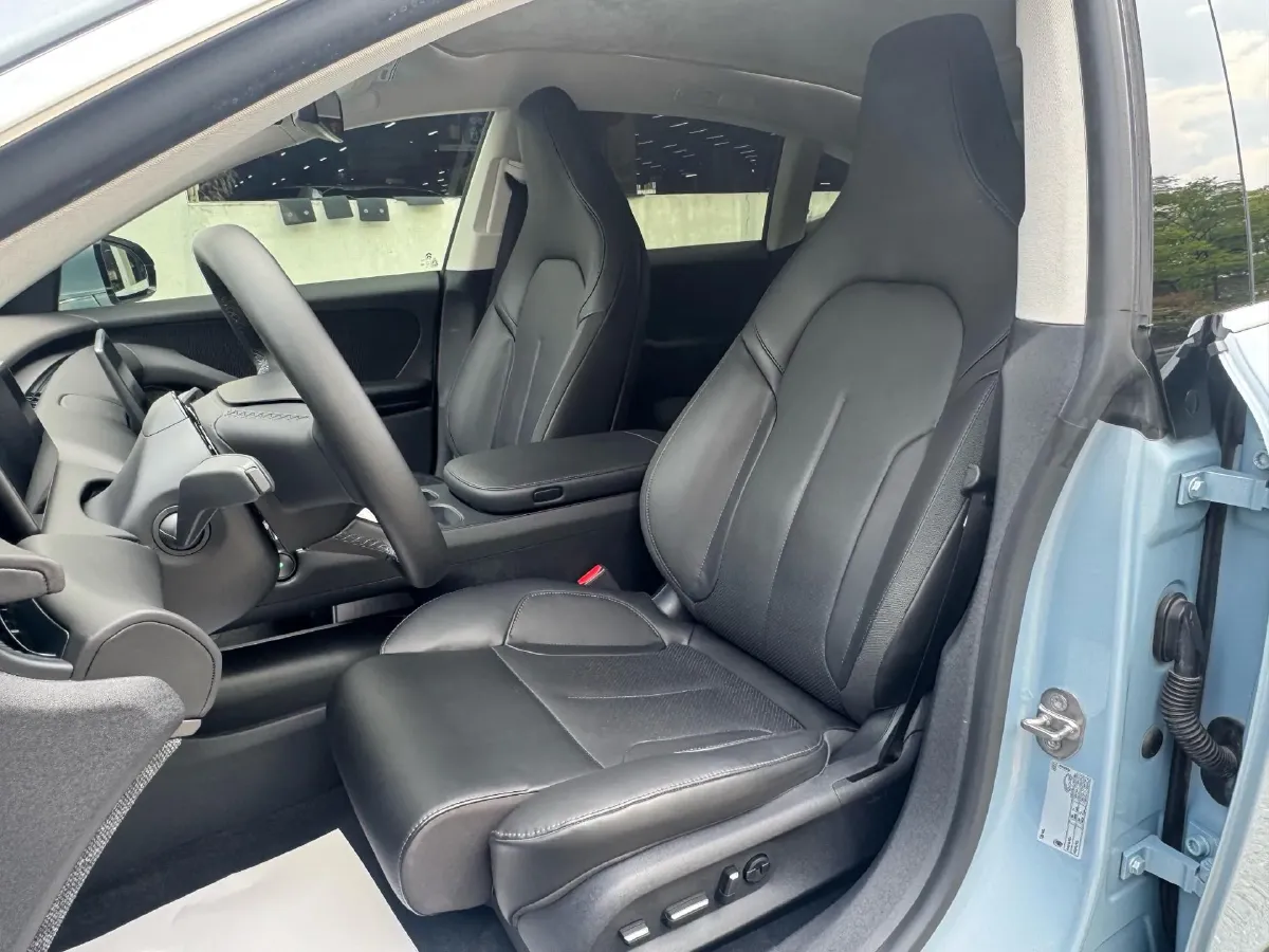2022 JunTian HeiWuShi Youth 2.0T 203HP L4 6AT,autocango,china used car exporter,china ev exporter,chinese used car exporter,chinese used ev exporter