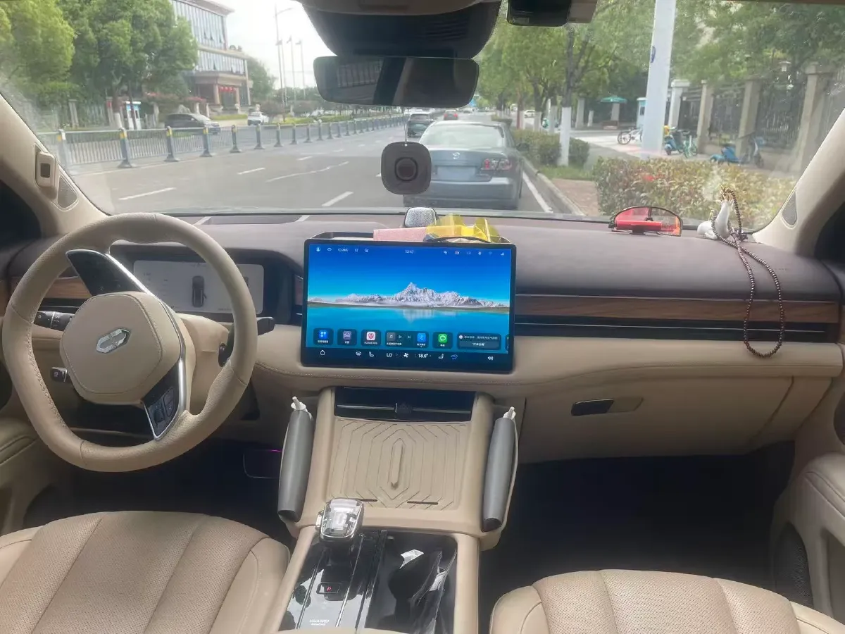 2024 AITO AITO M7 1.5T 152HP L4 REEV 40KWH,autocango,china used car exporter,china ev exporter,chinese used car exporter,chinese used ev exporter