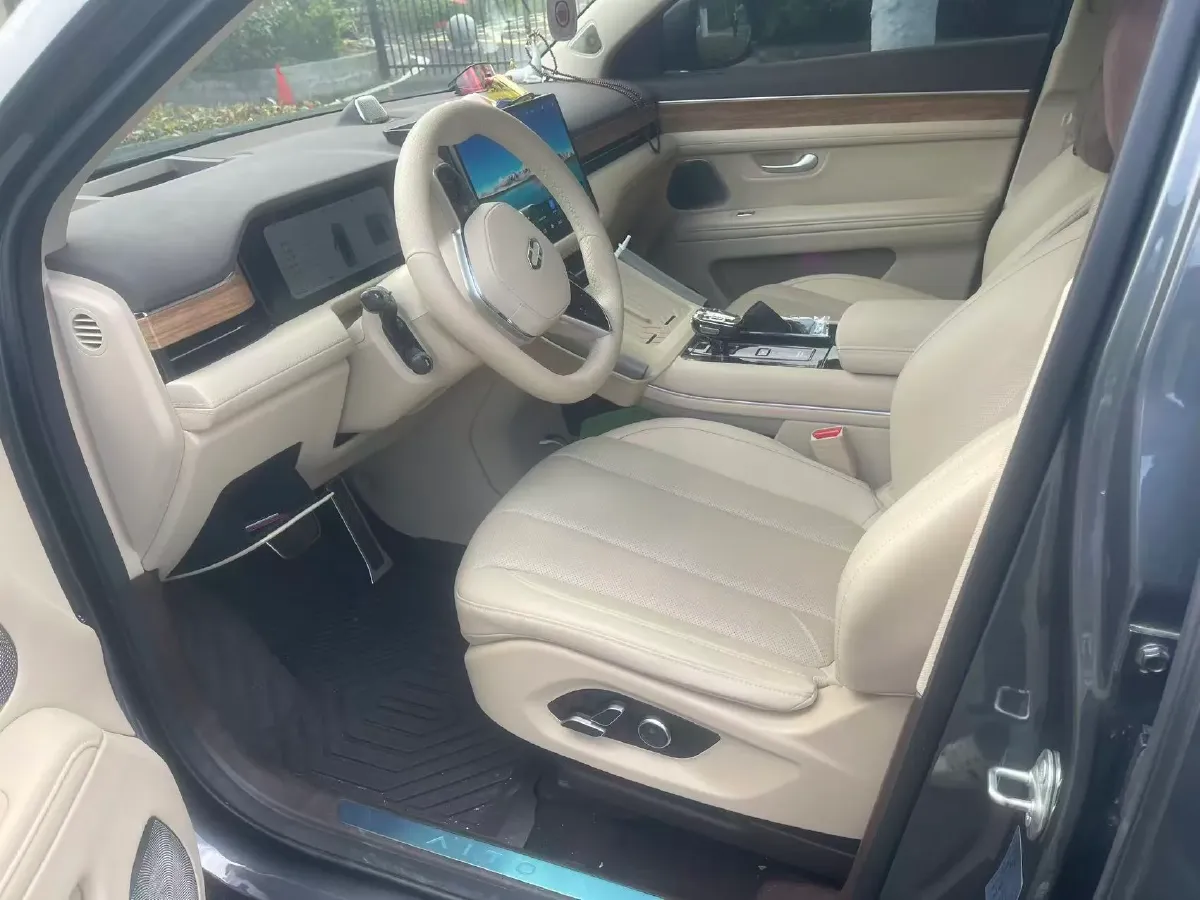 2024 AITO AITO M7 1.5T 152HP L4 REEV 40KWH,autocango,china used car exporter,china ev exporter,chinese used car exporter,chinese used ev exporter