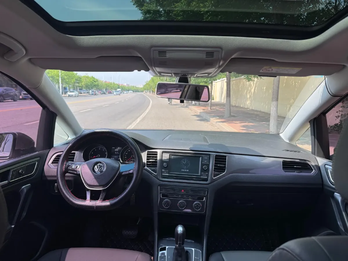 2018 Volkswagen Golf Sportsvan 1.4T 131HP L4 7DCT,autocango,china used car exporter,china ev exporter,chinese used car exporter,chinese used ev exporter