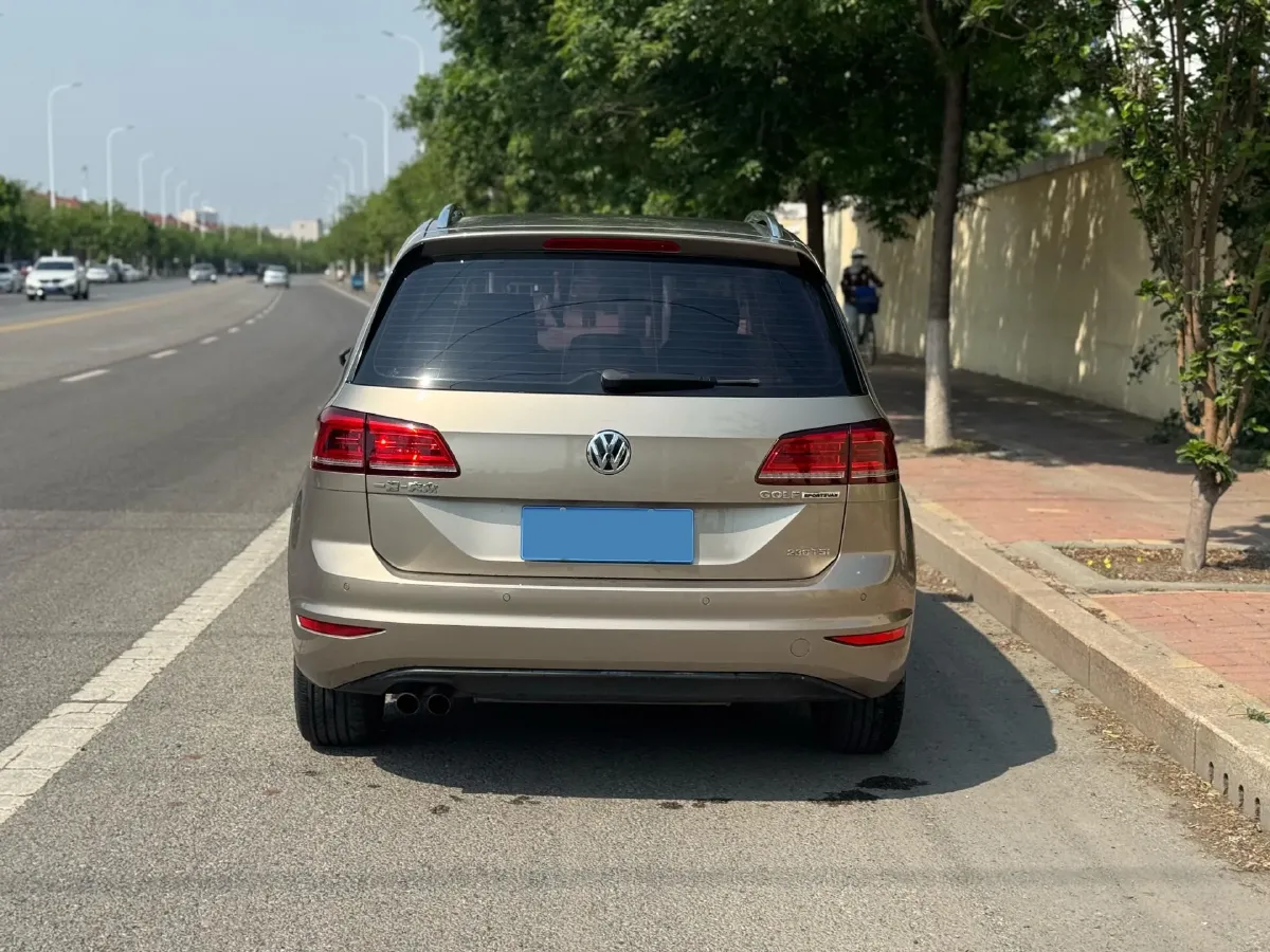 2018 Volkswagen Golf Sportsvan 1.4T 131HP L4 7DCT,autocango,china used car exporter,china ev exporter,chinese used car exporter,chinese used ev exporter