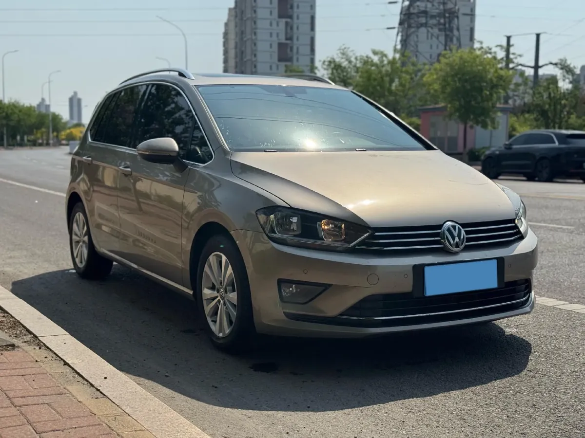 2018 Volkswagen Golf Sportsvan 1.4T 131HP L4 7DCT,autocango,china used car exporter,china ev exporter,chinese used car exporter,chinese used ev exporter