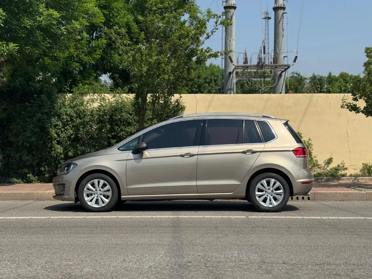 2018 Volkswagen Golf Sportsvan 1.4T 131HP L4 7DCT,autocango,china used car exporter,china ev exporter,chinese used car exporter,chinese used ev exporter