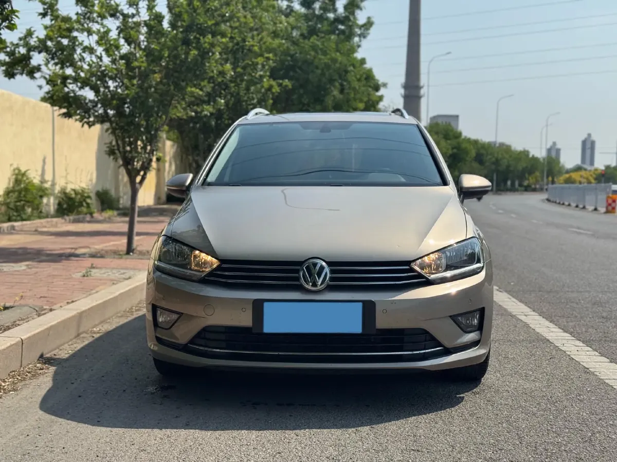 2018 Volkswagen Golf Sportsvan 1.4T 131HP L4 7DCT,autocango,china used car exporter,china ev exporter,chinese used car exporter,chinese used ev exporter
