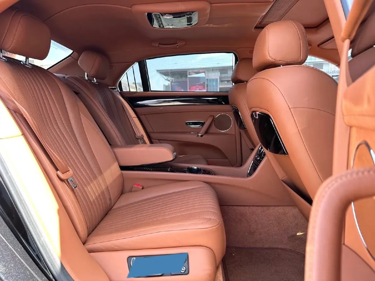 2017 Bentley Flying Spur 4.0T 528HP V8 8AT,autocango,china used car exporter,china ev exporter,chinese used car exporter,chinese used ev exporter