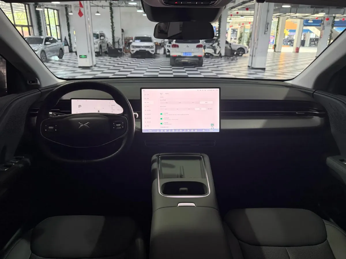 2025 Xpeng G6 BEV 68.5KWH,autocango,china used car exporter,china ev exporter,chinese used car exporter,chinese used ev exporter