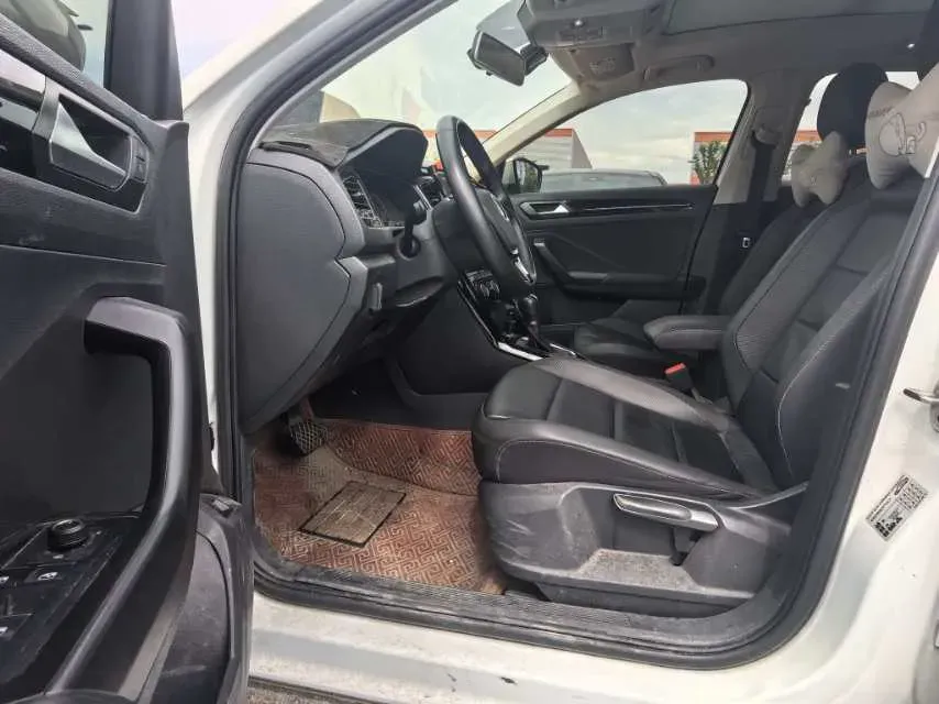 2018 Borgward BX7 2.0T 224HP L4 6AT,autocango,china used car exporter,china ev exporter,chinese used car exporter,chinese used ev exporter