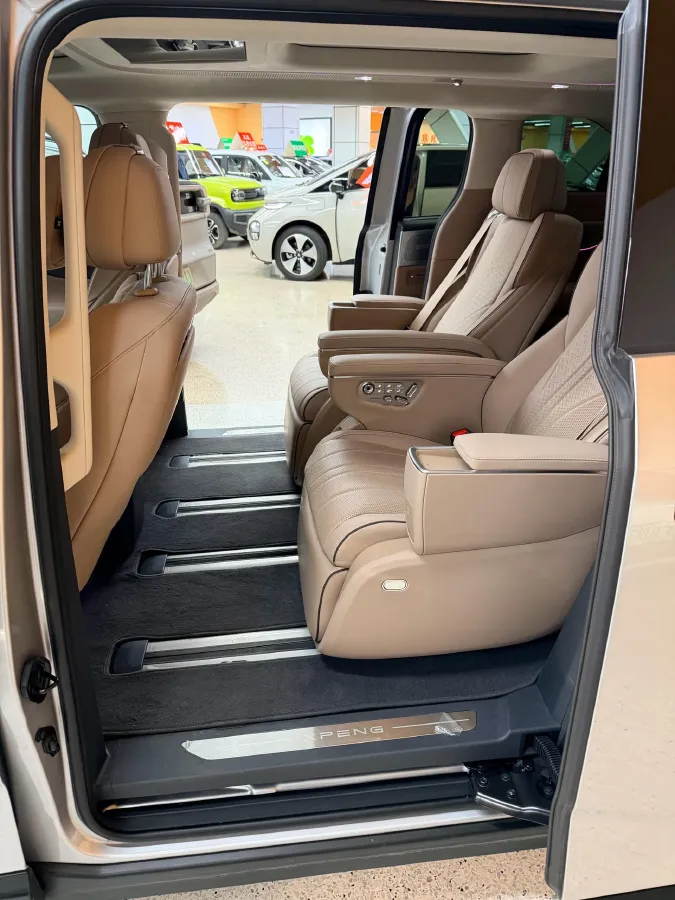 2026 Xpeng X9 REEV 150HP REEV,autocango,china used car exporter,china ev exporter,chinese used car exporter,chinese used ev exporter