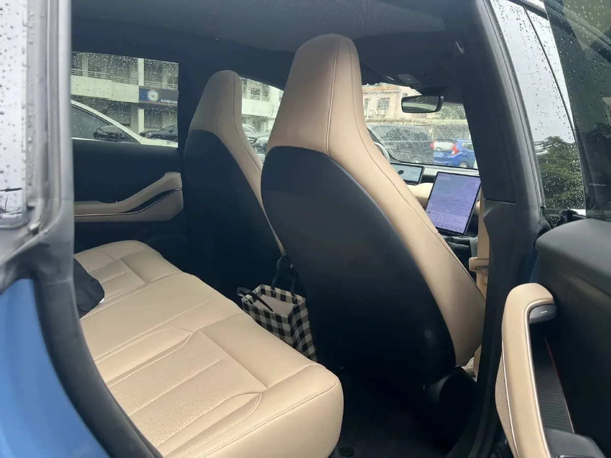 2022 JunTian HeiWuShi Youth 2.0T 203HP L4 6AT,autocango,china used car exporter,china ev exporter,chinese used car exporter,chinese used ev exporter