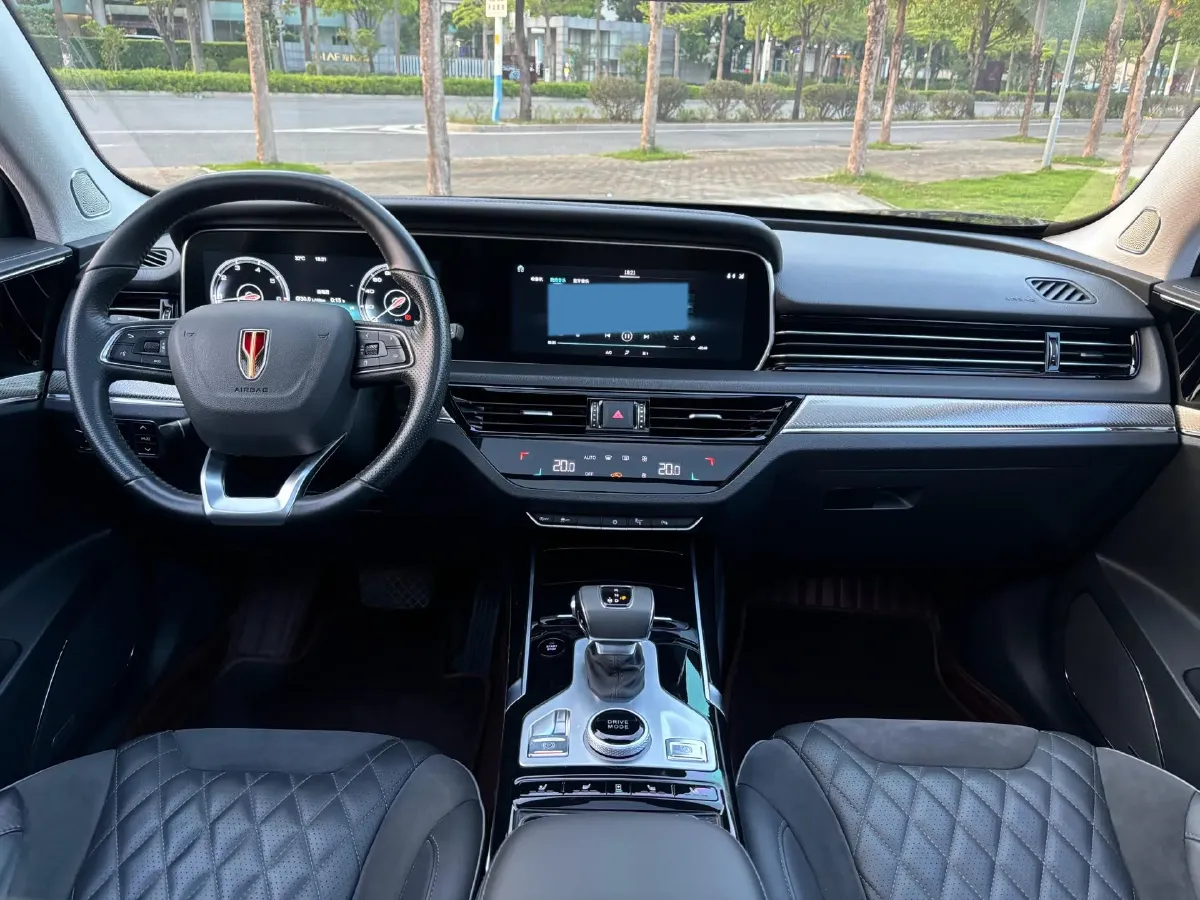 2019 HongQi HS5 2.0T 224HP L4 6AT,autocango,china used car exporter,china ev exporter,chinese used car exporter,chinese used ev exporter