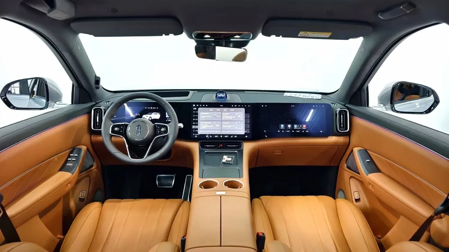 2025 AITO AITO M8 REEV 160HP REEV 53.4KWH,autocango,china used car exporter,china ev exporter,chinese used car exporter,chinese used ev exporter
