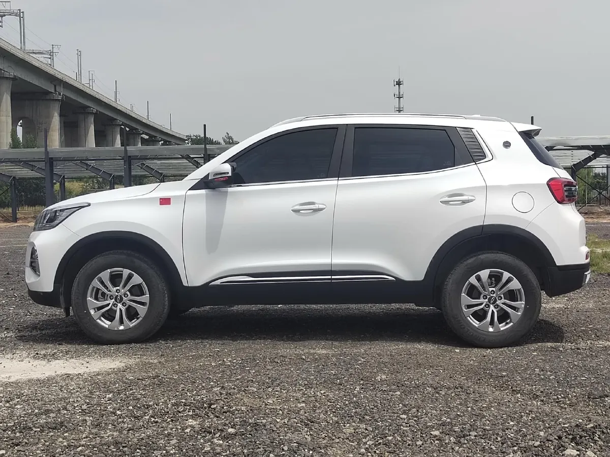 2024 Chery Tiggo 5x 1.5L 120HP L4 5MT,autocango,china used car exporter,china ev exporter,chinese used car exporter,chinese used ev exporter
