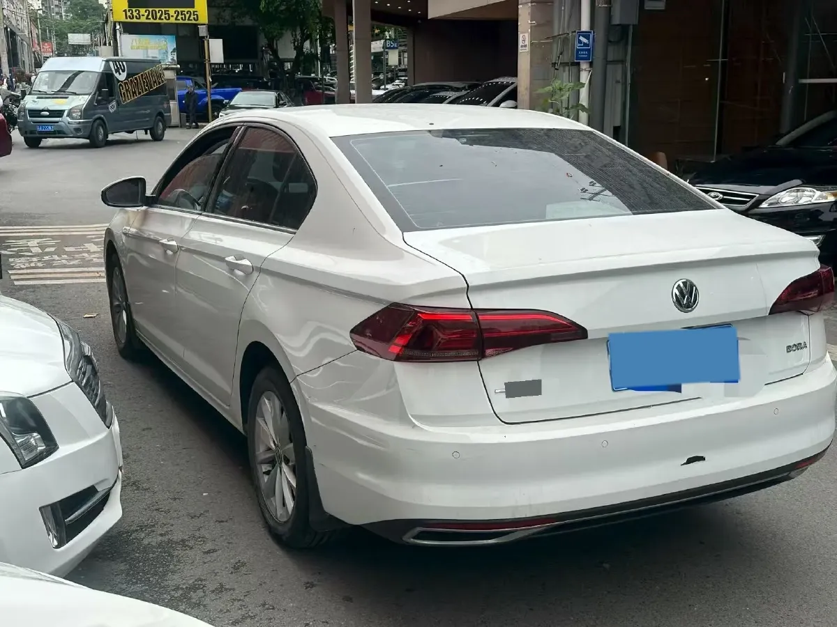 2019 Dongfeng RuiQi 6 2.4L 158HP L4 5MT,autocango,china used car exporter,china ev exporter,chinese used car exporter,chinese used ev exporter