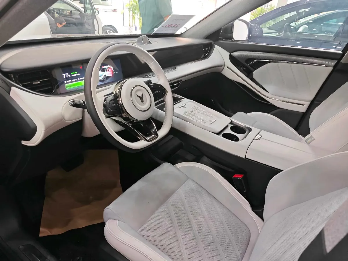 2025 Voyah FREE 1.5T 150HP L4 REEV 43KWH,autocango,china used car exporter,china ev exporter,chinese used car exporter,chinese used ev exporter