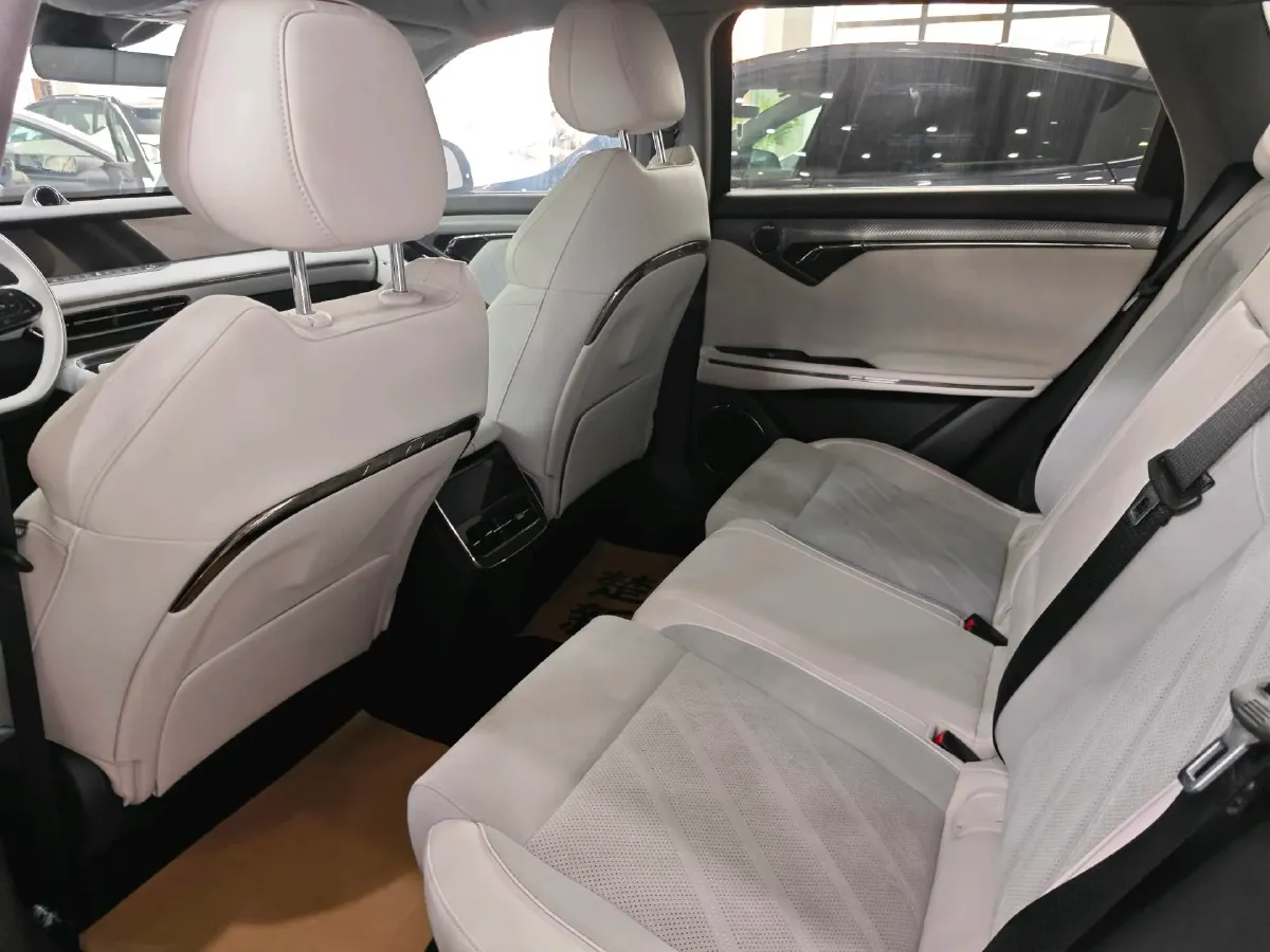 2025 Voyah FREE 1.5T 150HP L4 REEV 43KWH,autocango,china used car exporter,china ev exporter,chinese used car exporter,chinese used ev exporter