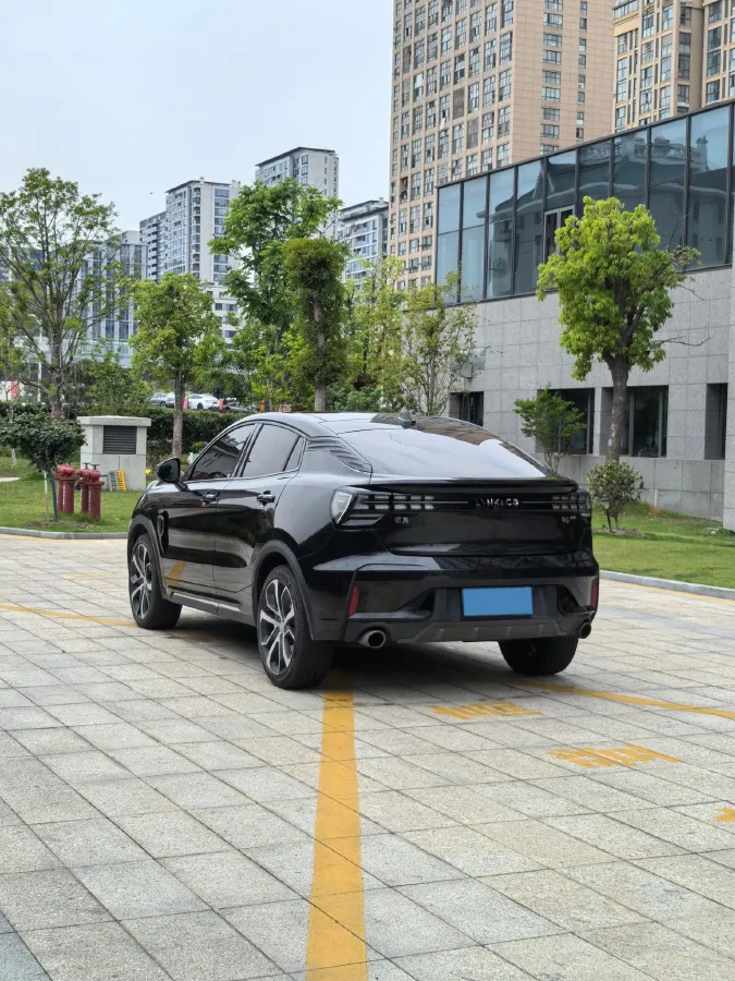 2022 LYNK&CO 05 2.0T 254HP L4 8AT,autocango,china used car exporter,china ev exporter,chinese used car exporter,chinese used ev exporter