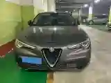 2017 Alfa Romeo Stelvio 2.0T 280HP L4 8AT
