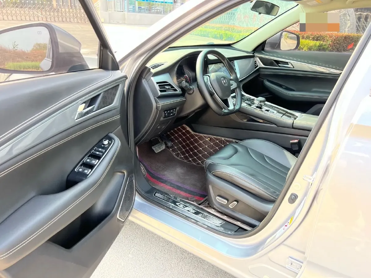 2021 ChangAn CS85 Coupe 1.5T 178HP L4 7DCT,autocango,china used car exporter,china ev exporter,chinese used car exporter,chinese used ev exporter