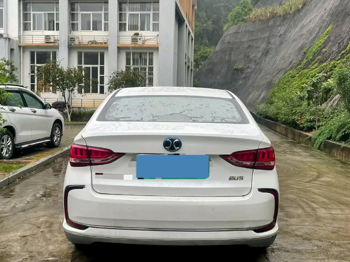 2018 BeiJing Auto EU5 BEV 53.66KWH,autocango,china used car exporter,china ev exporter,chinese used car exporter,chinese used ev exporter