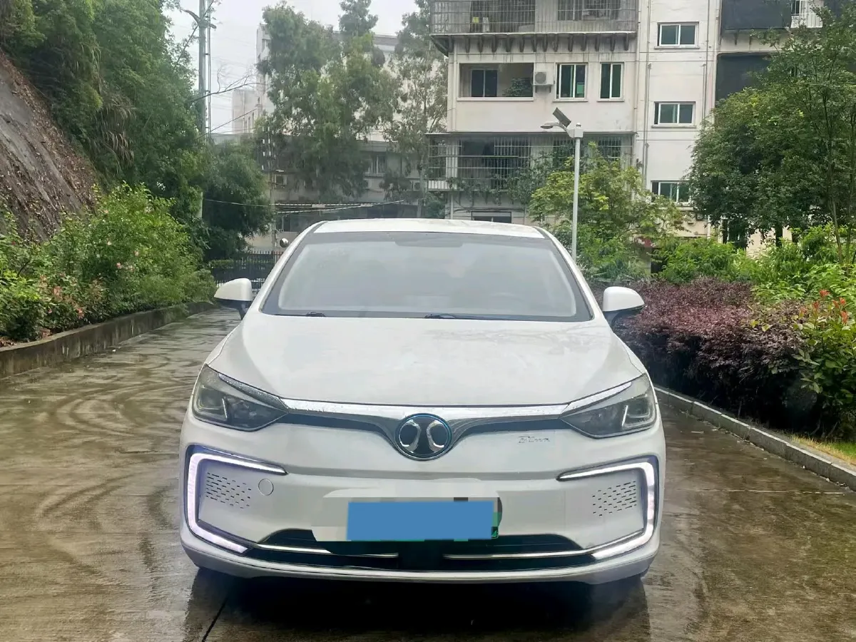 2018 BeiJing Auto EU5 BEV 53.66KWH,autocango,china used car exporter,china ev exporter,chinese used car exporter,chinese used ev exporter