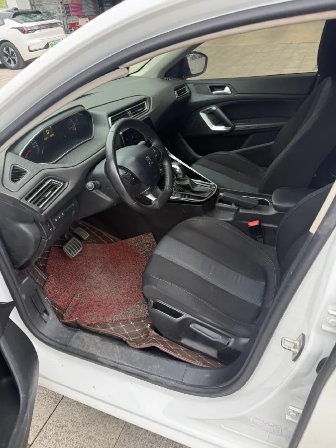2019 Peugeot 308 1.2T 136HP L3 6AT,autocango,china used car exporter,china ev exporter,chinese used car exporter,chinese used ev exporter