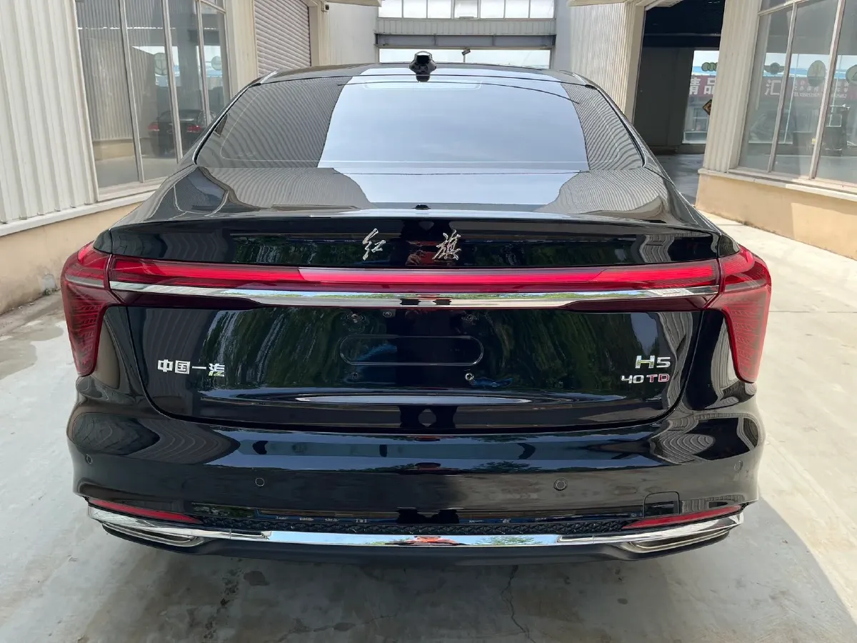 2023 HongQi H5 2.0T 224HP L4 8AT,autocango,china used car exporter,china ev exporter,chinese used car exporter,chinese used ev exporter