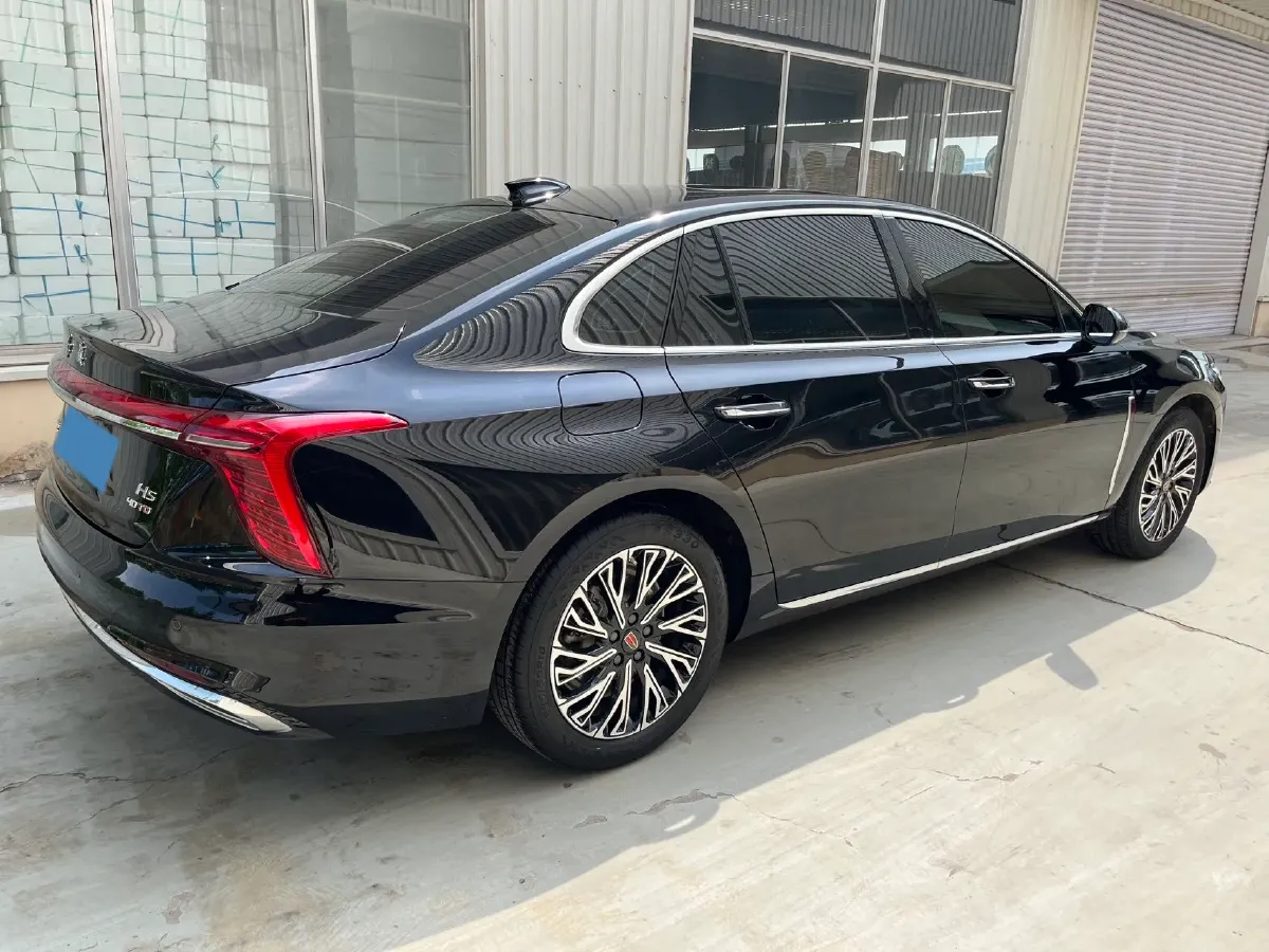 2023 HongQi H5 2.0T 224HP L4 8AT,autocango,china used car exporter,china ev exporter,chinese used car exporter,chinese used ev exporter