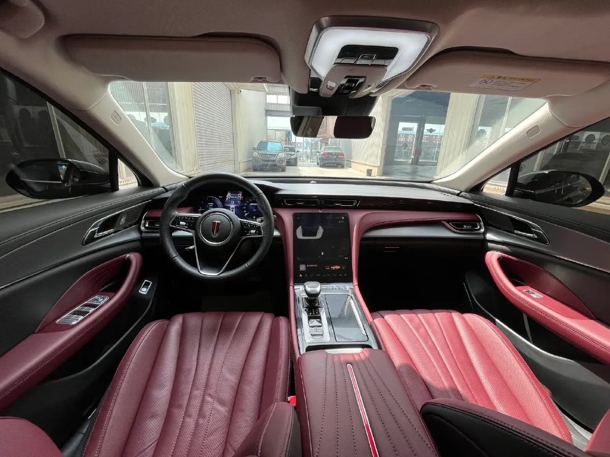 2023 HongQi H5 2.0T 224HP L4 8AT,autocango,china used car exporter,china ev exporter,chinese used car exporter,chinese used ev exporter