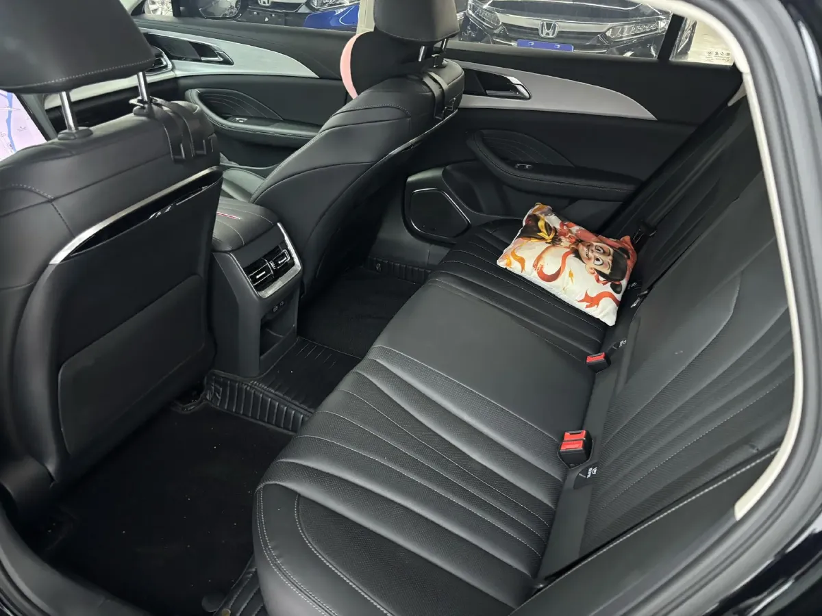 2025 HongQi H5 1.5T 169HP L4 7DCT,autocango,china used car exporter,china ev exporter,chinese used car exporter,chinese used ev exporter