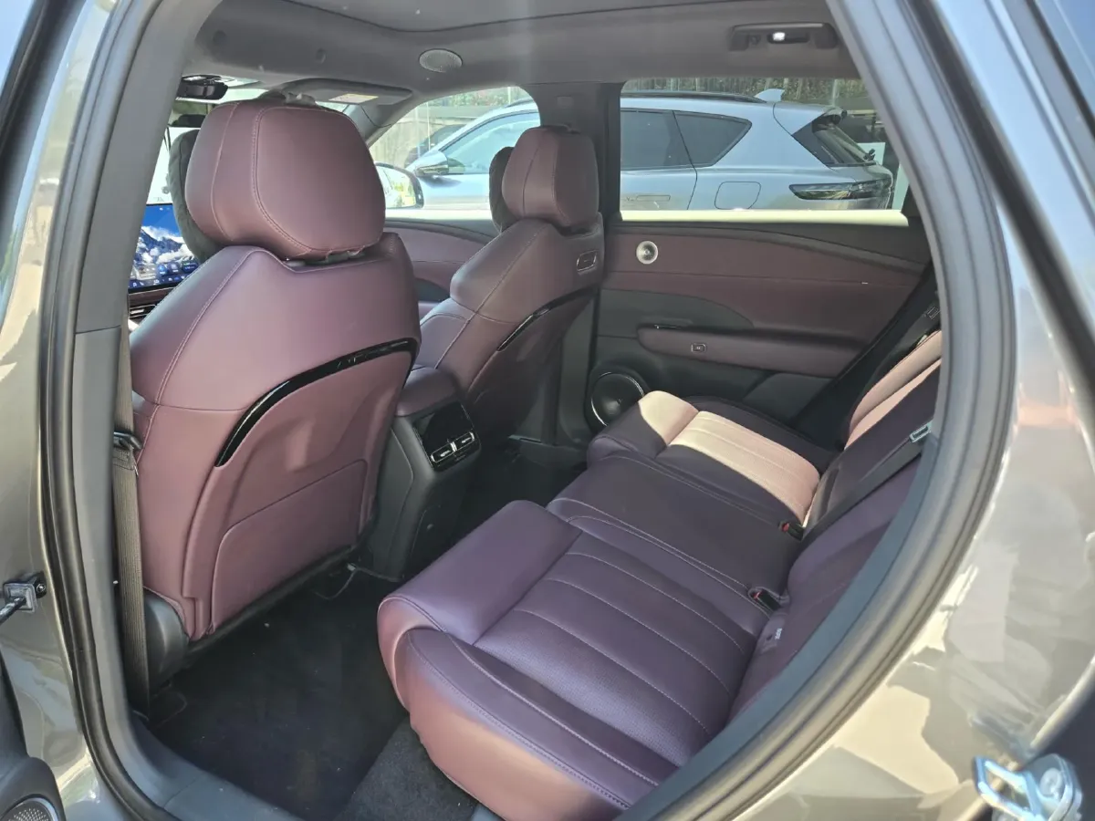 2025 Voyah FREE REEV 129HP REEV,autocango,china used car exporter,china ev exporter,chinese used car exporter,chinese used ev exporter