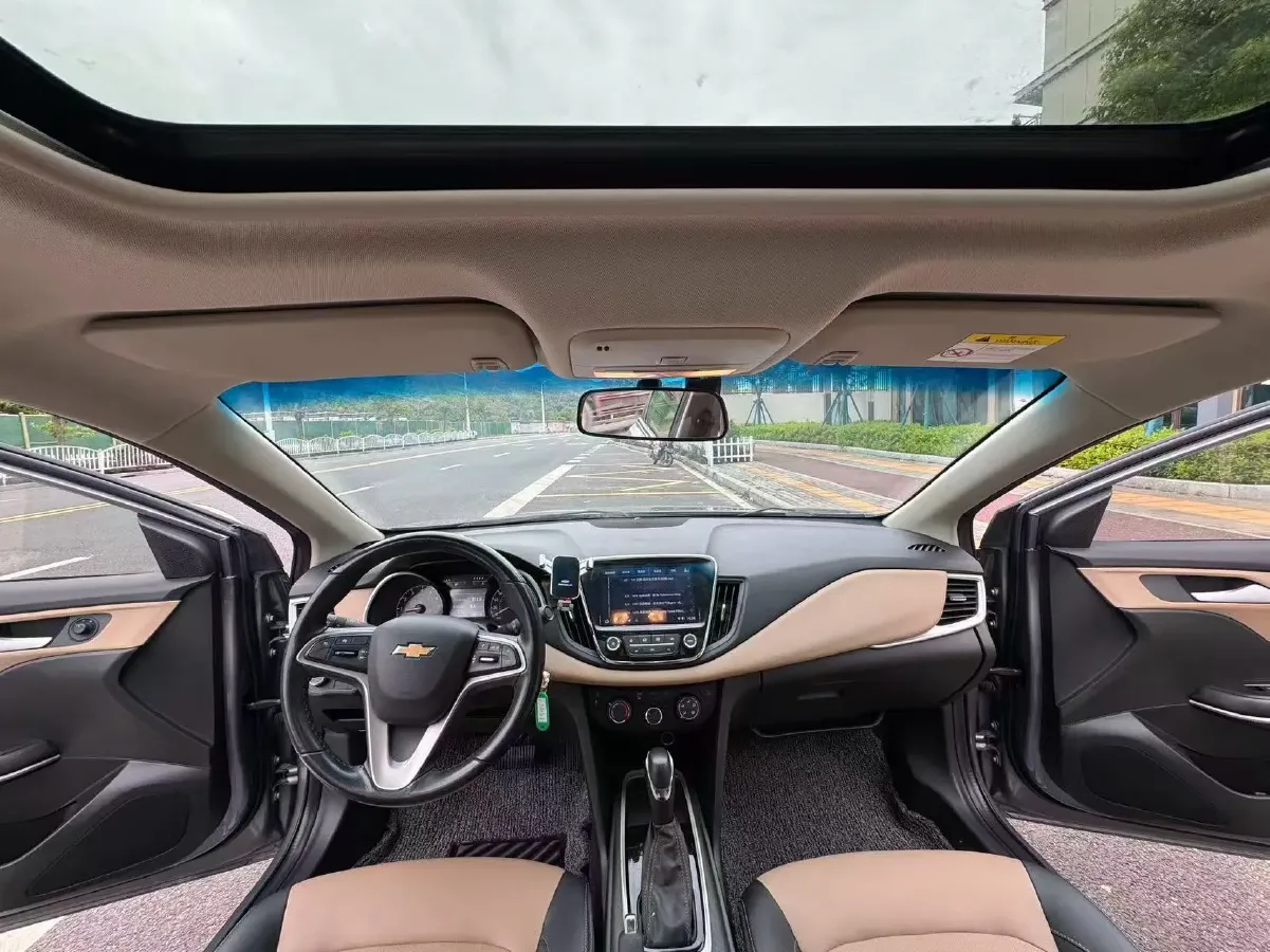 2020 Chevrolet Monza 1.5L 113HP L4 6AT,autocango,china used car exporter,china ev exporter,chinese used car exporter,chinese used ev exporter