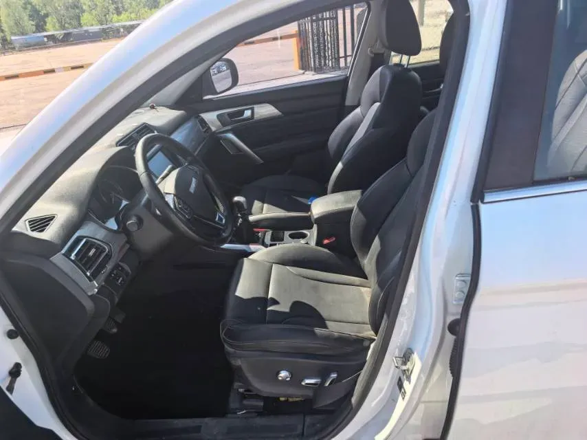 2018 Haval H2 1.5T 150HP L4 6MT,autocango,china used car exporter,china ev exporter,chinese used car exporter,chinese used ev exporter