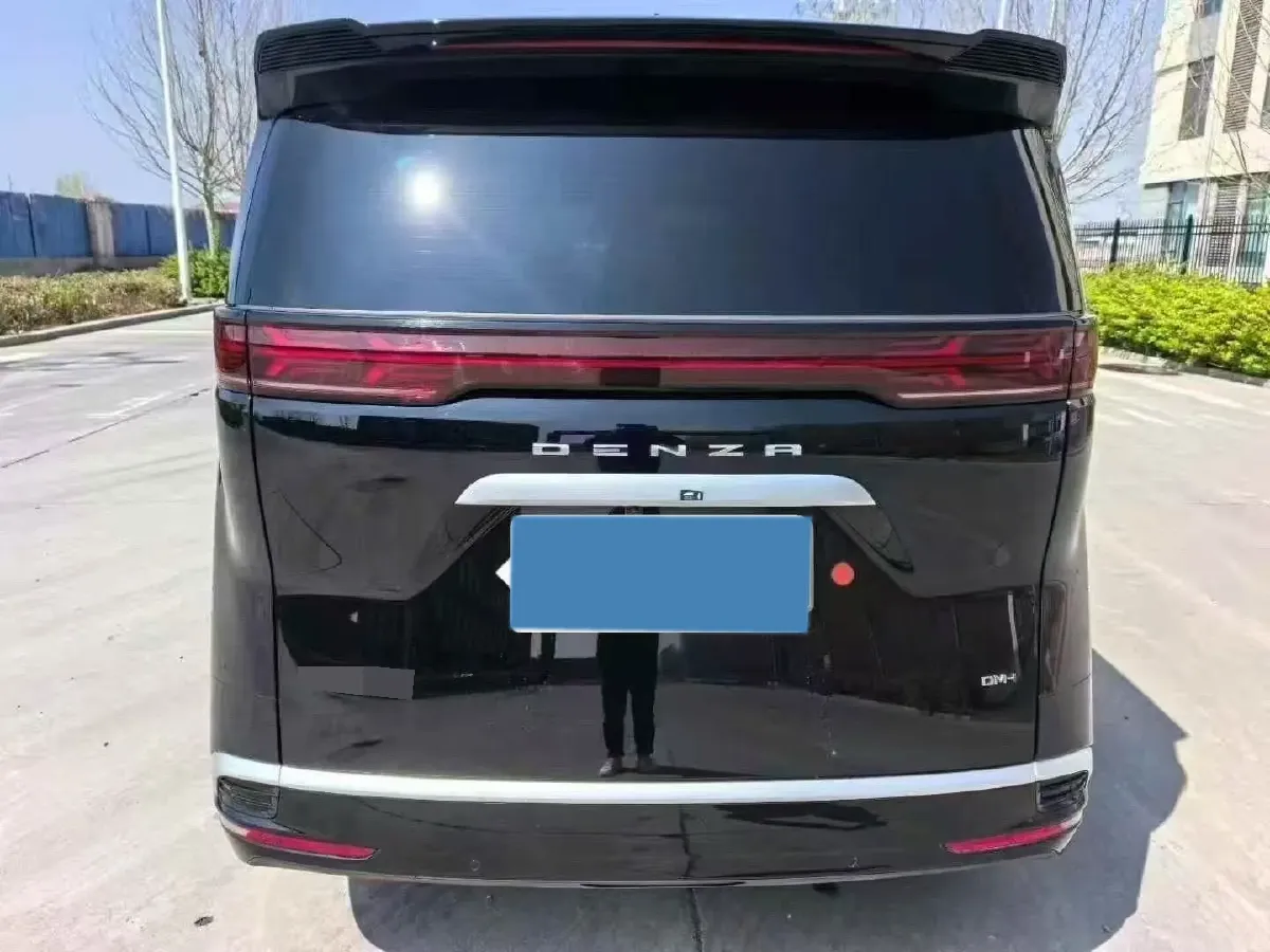 2025 Denza D9 1.5T 156HP L4 E-CVT PHEV,autocango,china used car exporter,china ev exporter,chinese used car exporter,chinese used ev exporter