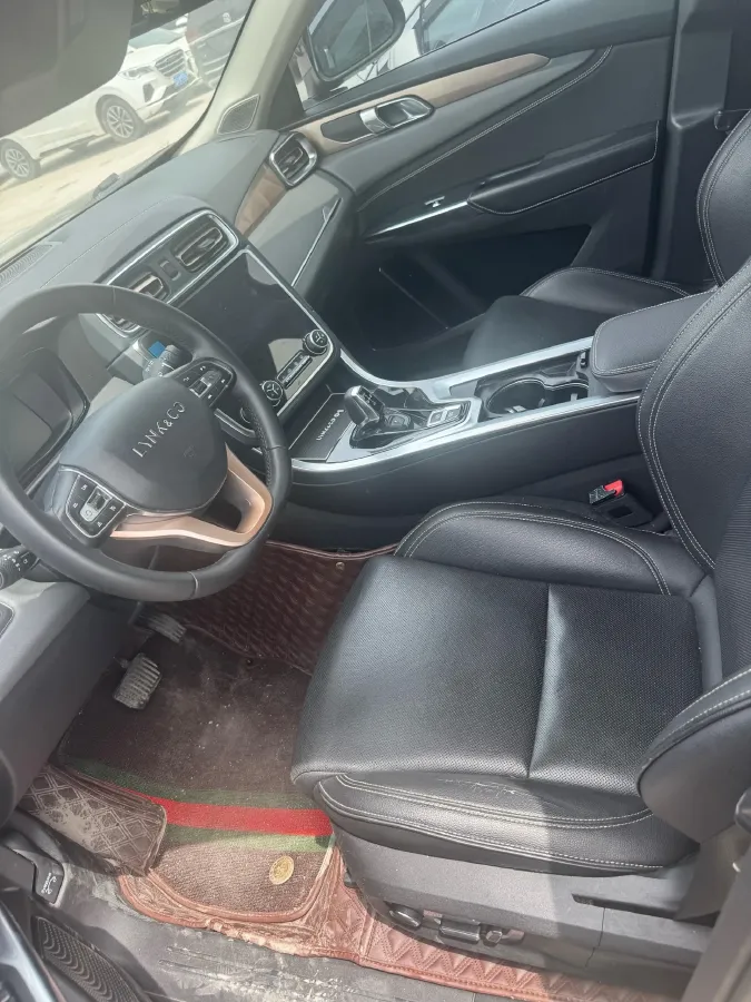 2019 Beijing BJ40 2.0T 218HP L4 6AT,autocango,china used car exporter,china ev exporter,chinese used car exporter,chinese used ev exporter
