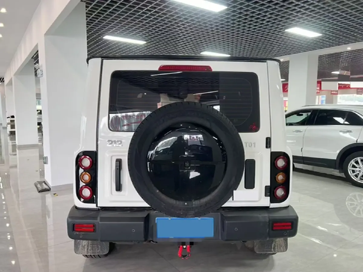 2024 212 212 T01 2.0T 252HP L4 8AT,autocango,china used car exporter,china ev exporter,chinese used car exporter,chinese used ev exporter