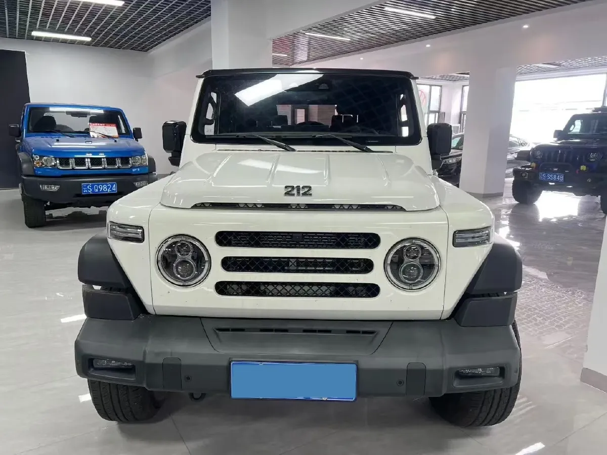 2024 212 212 T01 2.0T 252HP L4 8AT,autocango,china used car exporter,china ev exporter,chinese used car exporter,chinese used ev exporter