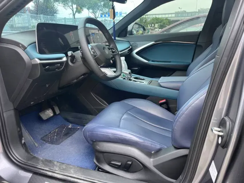 2025 MG 7 1.5T 188HP L4 7DCT,autocango,china used car exporter,china ev exporter,chinese used car exporter,chinese used ev exporter