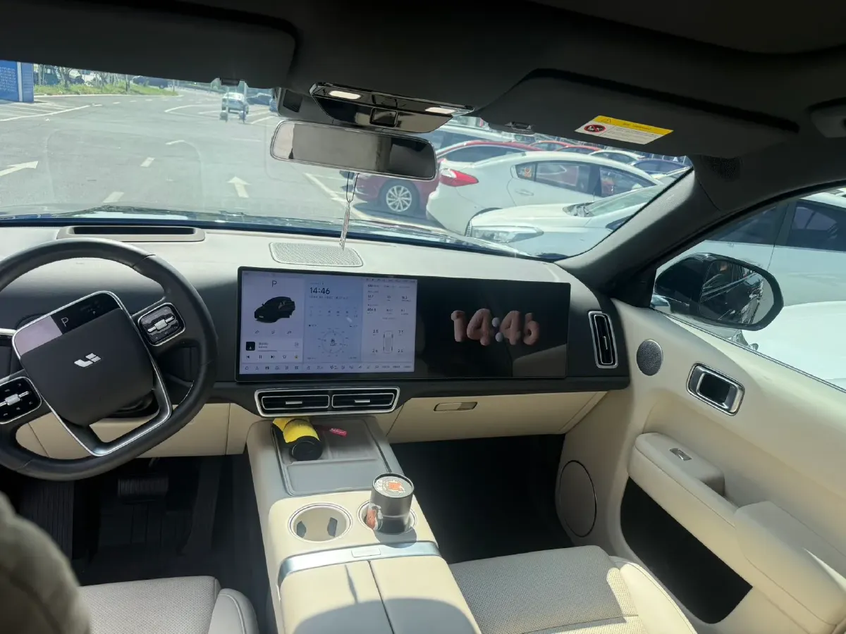 2024 Toyota Granvia 2.5L 189HP L4 E-CVT Hybrid,autocango,china used car exporter,china ev exporter,chinese used car exporter,chinese used ev exporter