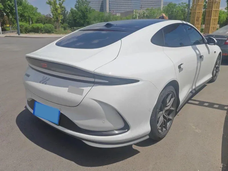 2024 IM L6 BEV 75KWH,autocango,china used car exporter,china ev exporter,chinese used car exporter,chinese used ev exporter