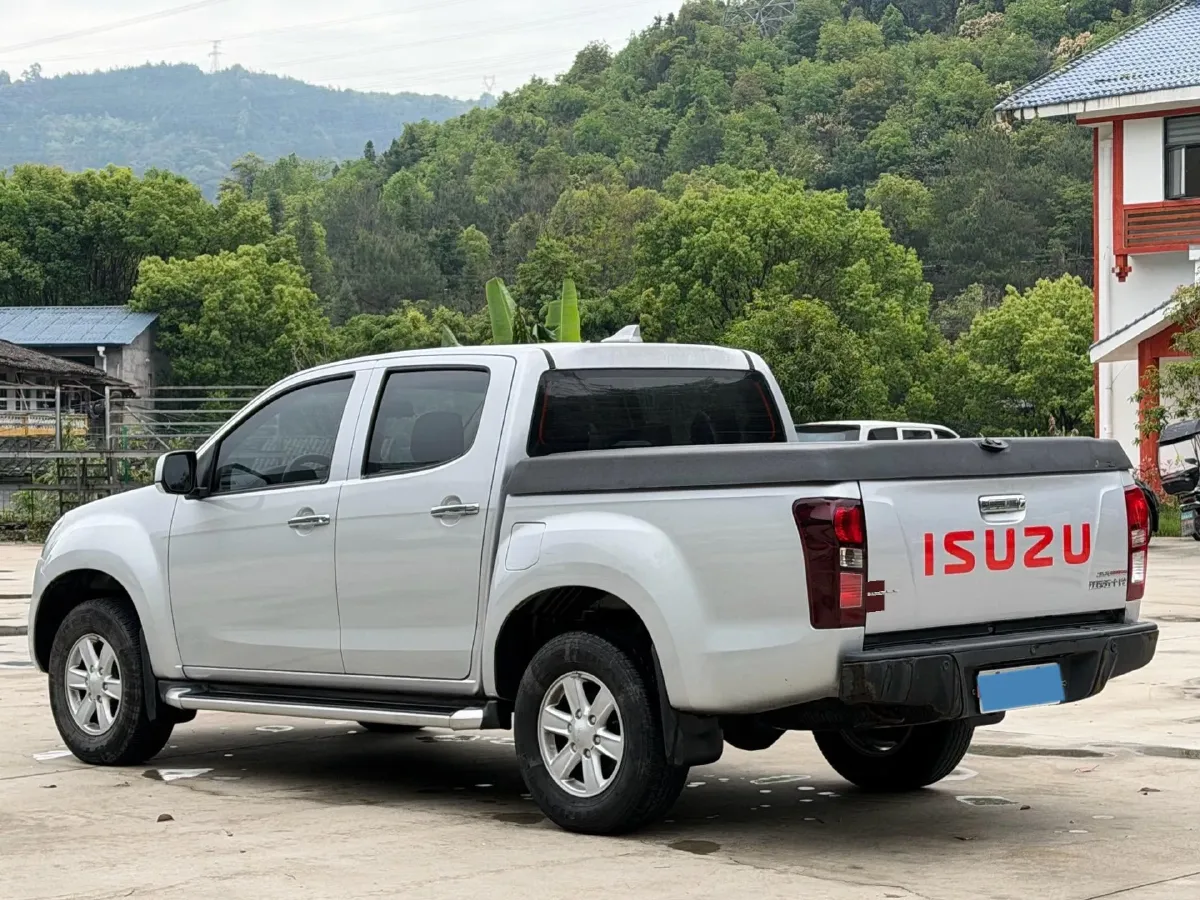 2019 Isuzu LingTuo 2.5T 129HP L4 6AT,autocango,china used car exporter,china ev exporter,chinese used car exporter,chinese used ev exporter