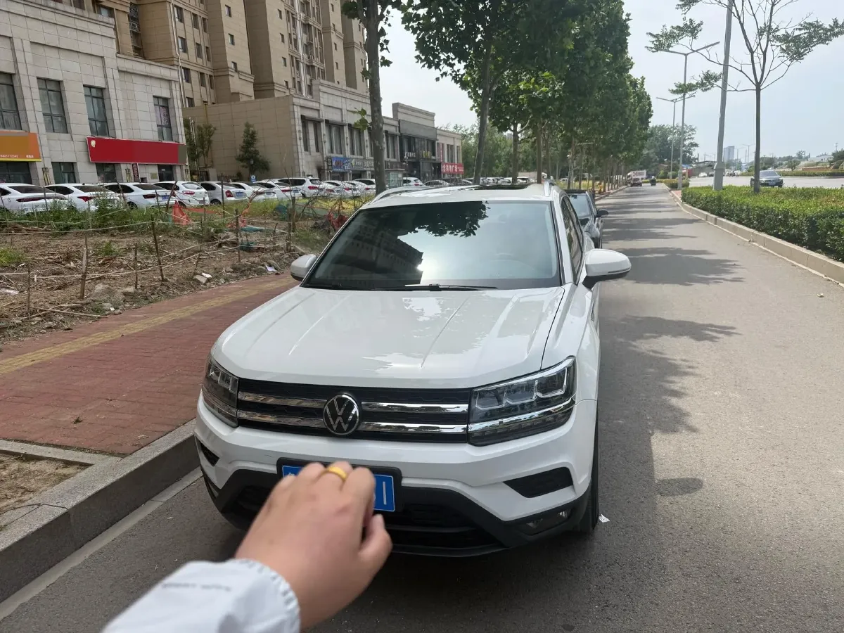 2022 Ford Transit 2.0T 202HP L4 6AT,autocango,china used car exporter,china ev exporter,chinese used car exporter,chinese used ev exporter