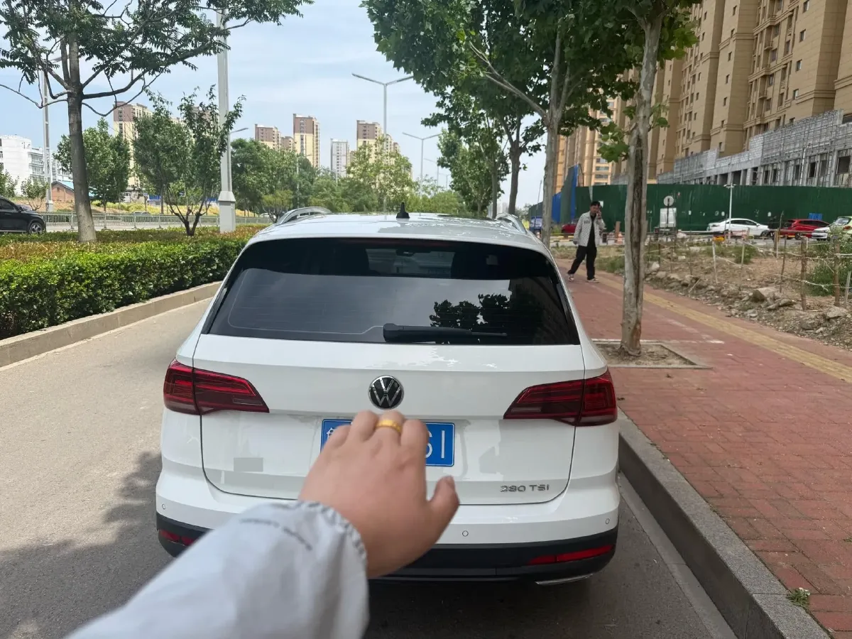 2022 Ford Transit 2.0T 202HP L4 6AT,autocango,china used car exporter,china ev exporter,chinese used car exporter,chinese used ev exporter