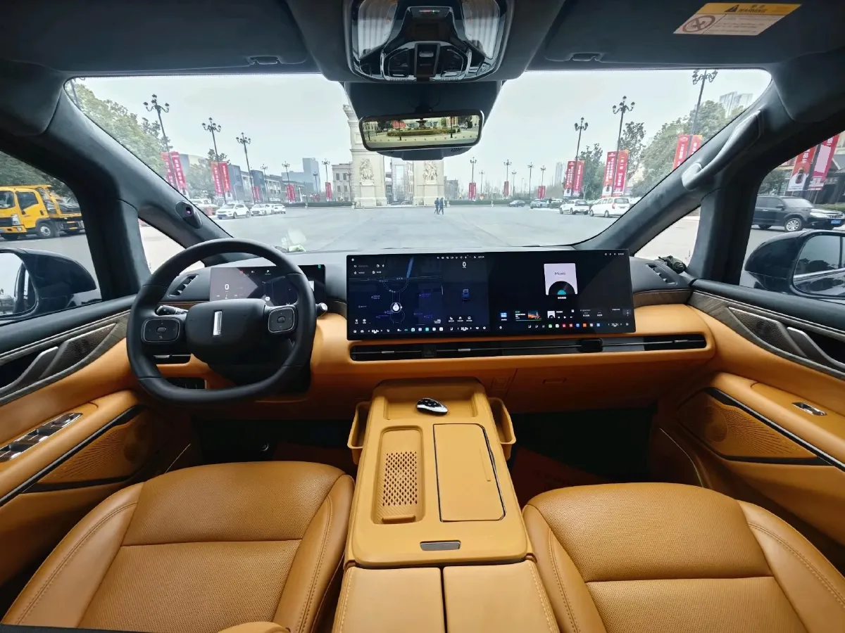 2025 WEY HighMountain 1.5T 170HP L4 4DHT PHEV,autocango,china used car exporter,china ev exporter,chinese used car exporter,chinese used ev exporter