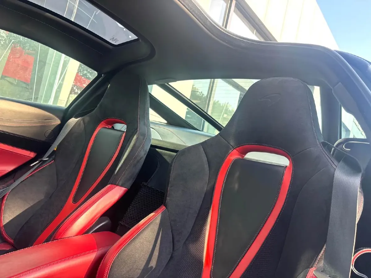 2017 McLaren 720S 4.0T 720HP V8 7DCT,autocango,china used car exporter,china ev exporter,chinese used car exporter,chinese used ev exporter