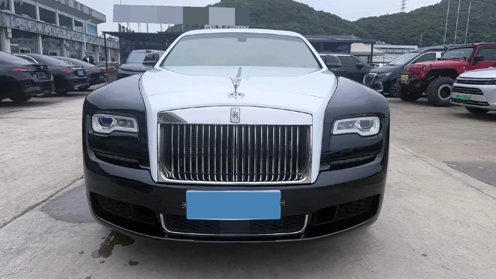 2018 Rolls-Royce Ghost 6.6T 571HP V12 8AT,autocango,china used car exporter,china ev exporter,chinese used car exporter,chinese used ev exporter