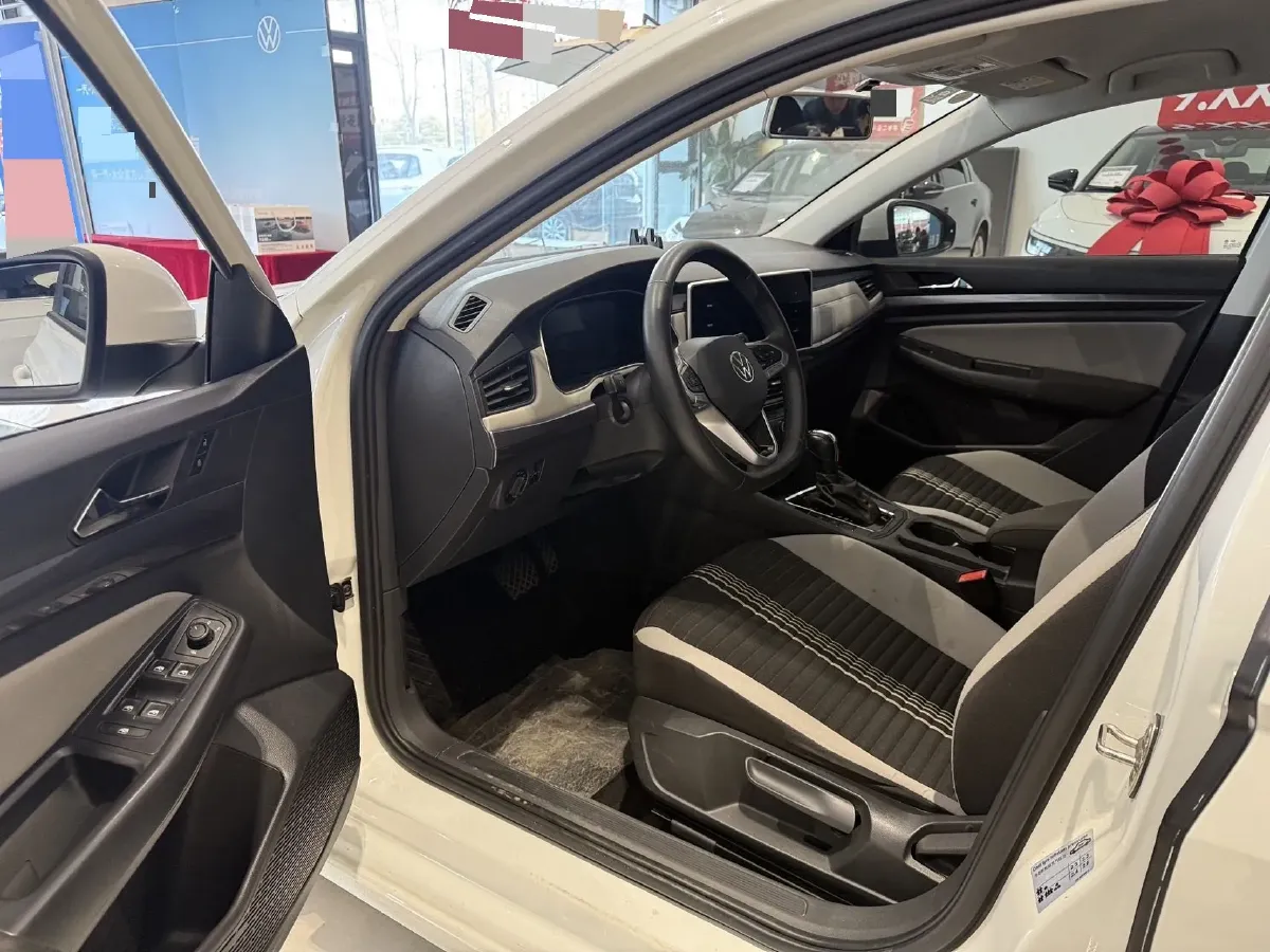 2023 Volkswagen Bora 1.2T 116HP L4 7DCT,autocango,china used car exporter,china ev exporter,chinese used car exporter,chinese used ev exporter